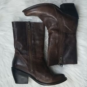 Dolce Vita IOB- Distressed zipper boots